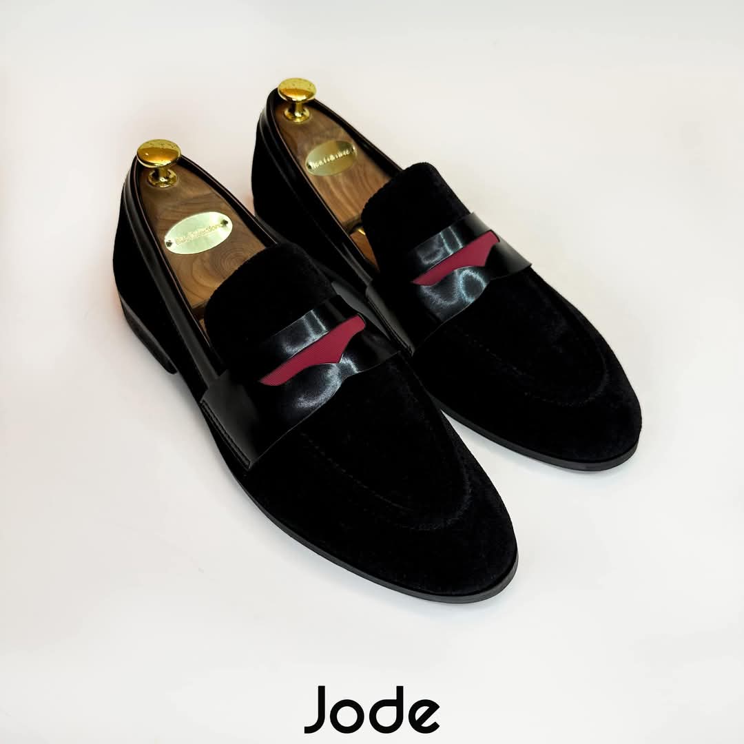 Black rich velvet penny edition